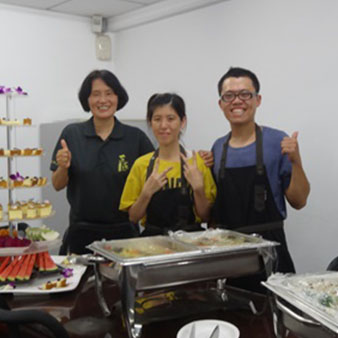 1080530迎新送舊餐會(54張照片)